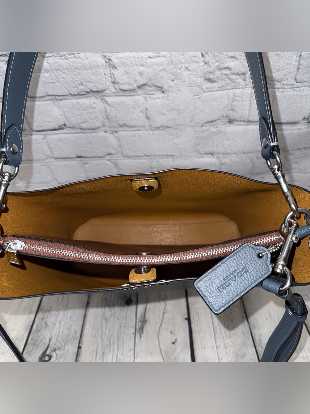 Coach Mollie Bucket Bag - Picture 10 of 11
